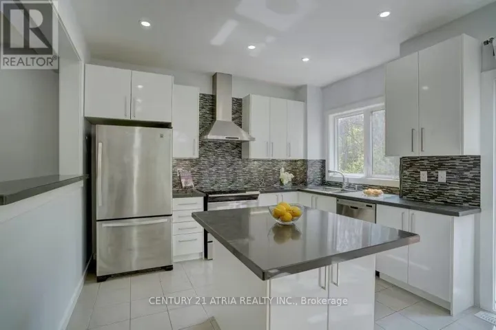 43 GAMBLE GLEN CRESCENT, Richmond Hill (Westbrook), Ontario L4S2T3