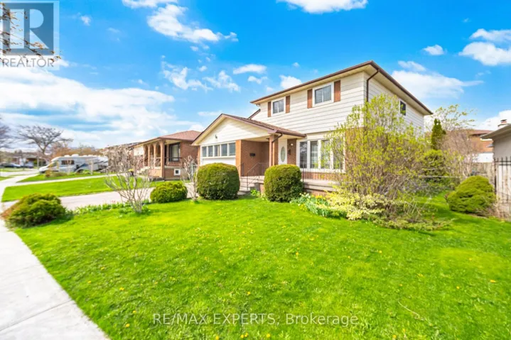 479 LOUIS DRIVE, Mississauga (Cooksville), Ontario L5B2J5