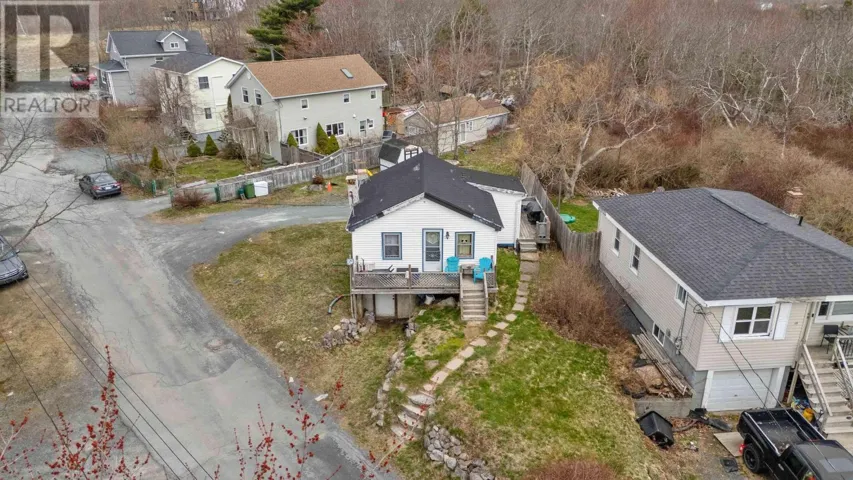 1 Trelyn Road, Halifax, Nova Scotia B3P1N8