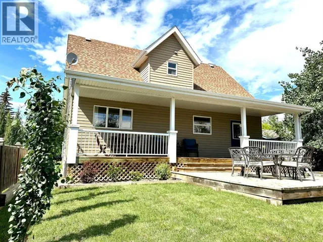 5028 Lakeshore Drive, Sylvan Lake, Alberta T4S1A9