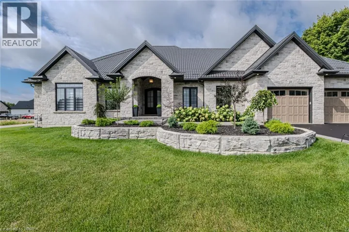 18 BANNISTER Street, Oakland, Ontario N0E1L0