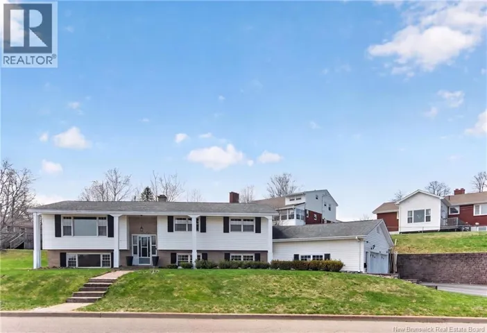 216 Westmount Boulevard, Moncton, New Brunswick E1E1V4