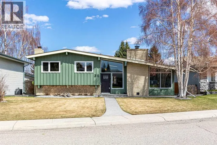 36 Lake Twintree Place SE, Calgary, Alberta T2J2X5