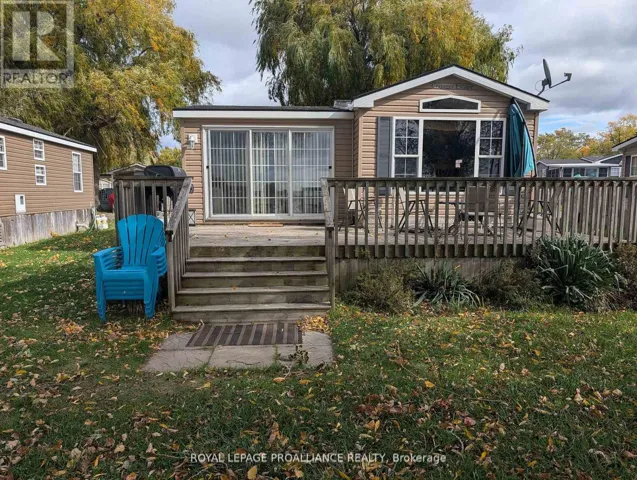 486 CTY RD 18- 7 BEACHVIEW LANE, Prince Edward County (Athol Ward), Ontario K0K1P0