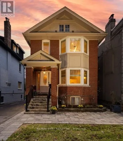 311 ST CLAIR AVENUE E, Toronto (Rosedale-Moore Park), Ontario M4T1P3