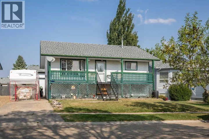 6122 32 Avenue, Camrose, Alberta T4V4R8