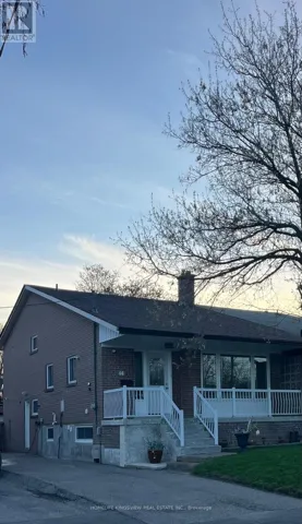 46 CLAYHALL CRESCENT, Toronto (York University Heights), Ontario M3J1W6