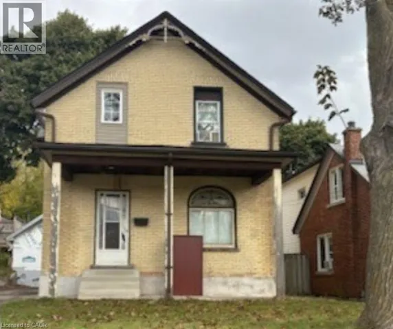 138 COURTLAND Avenue E, Kitchener, Ontario N2G2V1
