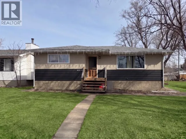 4436 51st Avenue, High Prairie, Alberta T0G1E0