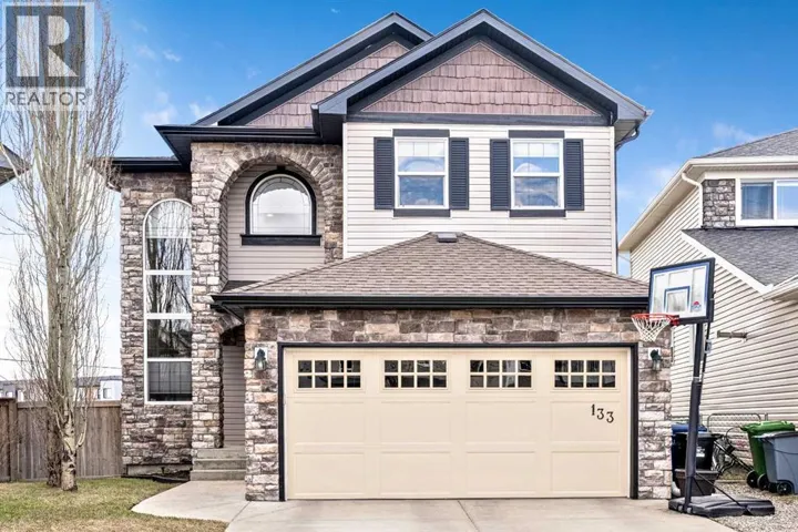 133 Channelside Cove SW, Airdrie, Alberta T4B2J1