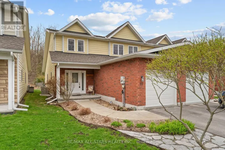 22 DEANE STREET, Kawartha Lakes (Fenelon Falls), Ontario K0M1N0