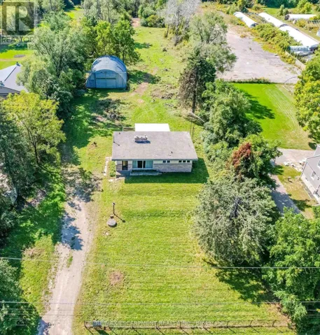 623 ROBSON ROAD, Hamilton (Waterdown), Ontario L0R2H1