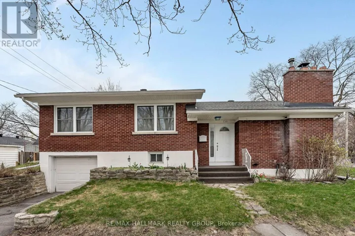 735 CHAPMAN BOULEVARD, Ottawa, Ontario K1G1T7