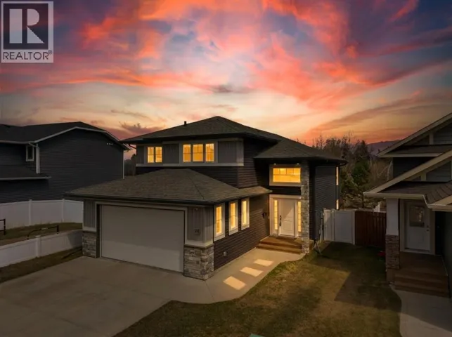 105 Ash Close, Blackfalds, Alberta T4M0H9