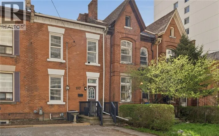 137 MARKET Street, Hamilton, Ontario L8R1N7