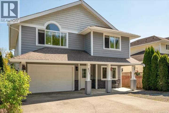 621 Oakwood Rd, Ladysmith, British Columbia V9G2C1