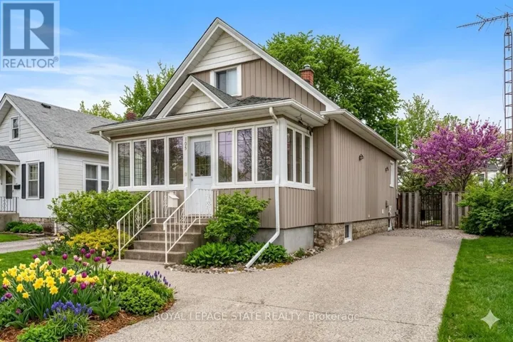 105 HIGHLAND AVENUE, St. Catharines (Old Glenridge), Ontario L2R4H9