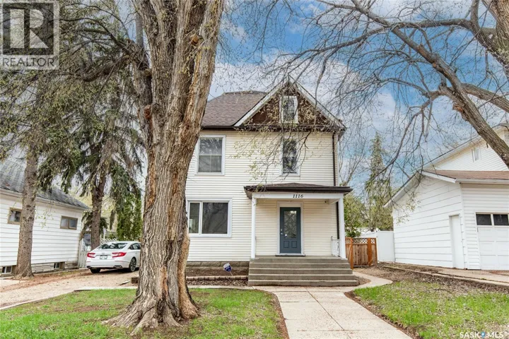 1116 1st AVENUE NW, Moose Jaw, Saskatchewan S6H3W7
