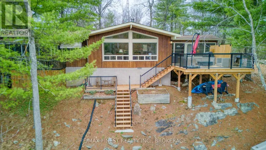 1046 TURNER WAY, Frontenac (Frontenac Centre), Ontario K0H1B0