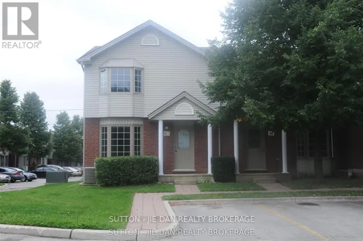 63 - 70 CHAPMAN COURT, London North (North I), Ontario N6G4Z9