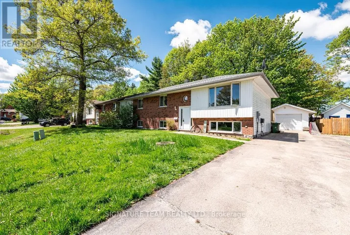 30 EARL STREET, Petawawa, Ontario K8H3M4