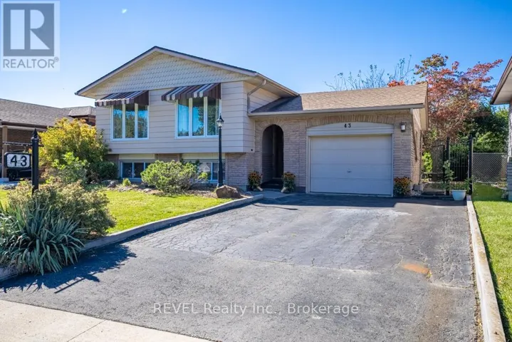 43 TRELAWN PARKWAY, Welland (N. Welland), Ontario L3C1W4