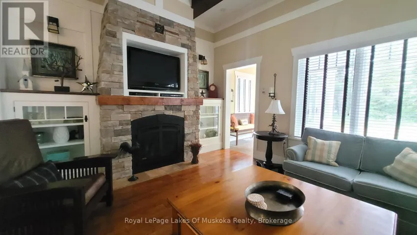 VILLA 5 WEEK 2 - 1020 BIRCH GLEN ROAD, Lake of Bays (Mclean), Ontario P0B1A0