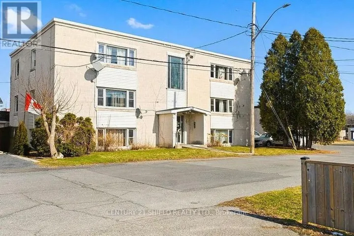 619 RIDLEY AVENUE, Cornwall, Ontario K6J3V6