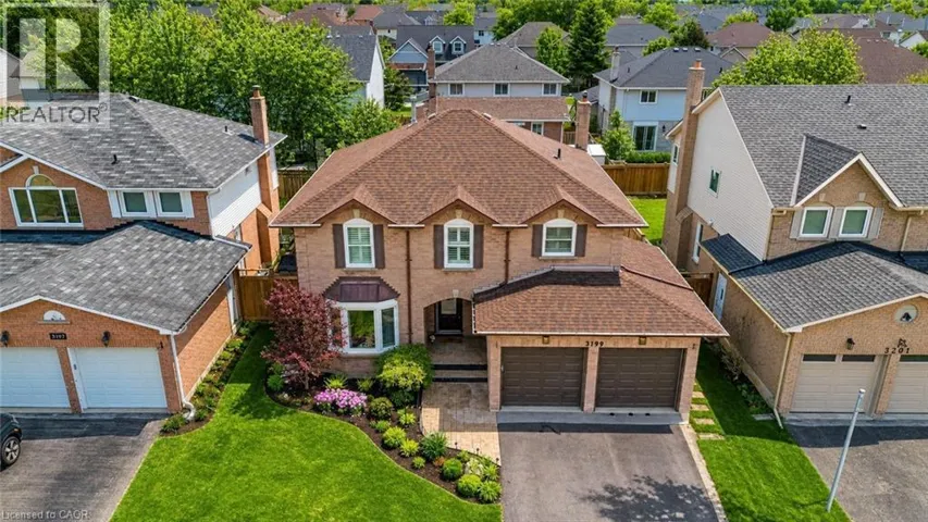 3199 DESMOND Drive, Burlington, Ontario L7M3N1