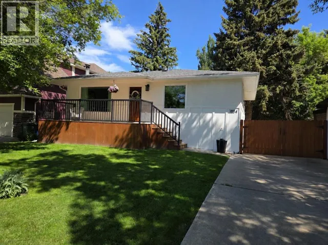 1804 22 Avenue, Coaldale, Alberta T1M1G2