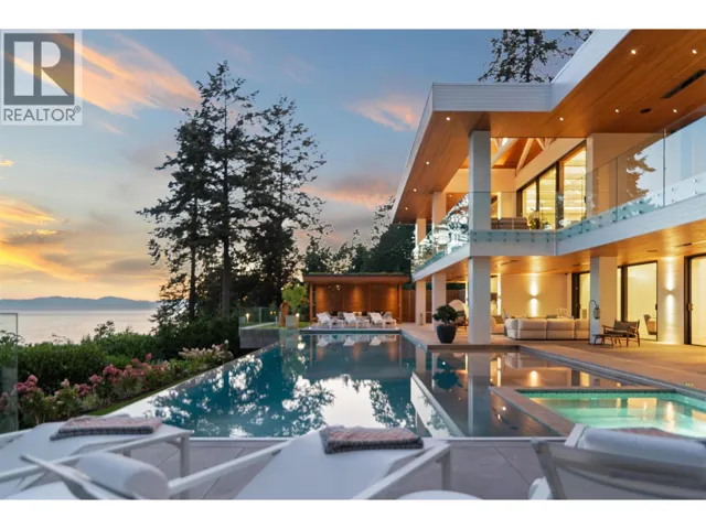1887 LOWER ROAD, Roberts Creek, British Columbia V0N2W6