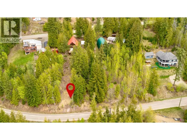 Crowfoot Drive Lot# 99, Anglemont, British Columbia V0E1M8