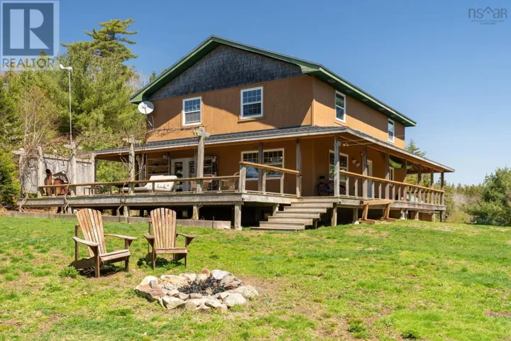 236 Canoe Lake Estates Road, East Quinan, Nova Scotia B0W3M0