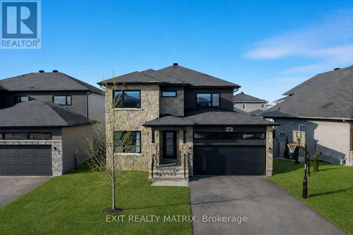 273 CENTRAL PARK BOULEVARD, Russell, Ontario K4R0E9