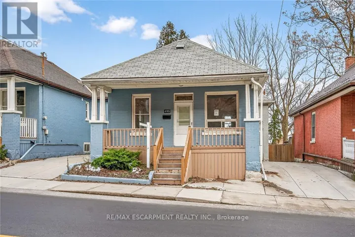 495 CHARLTON AVENUE E, Hamilton (Stinson), Ontario L8N1Z4