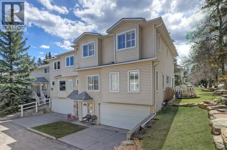 446 Killarney Glen Court SW, Calgary, Alberta T3E7H4