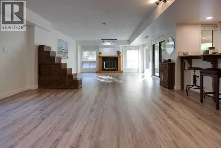 100, 808 4 Avenue NW, Calgary, Alberta T2N0M8
