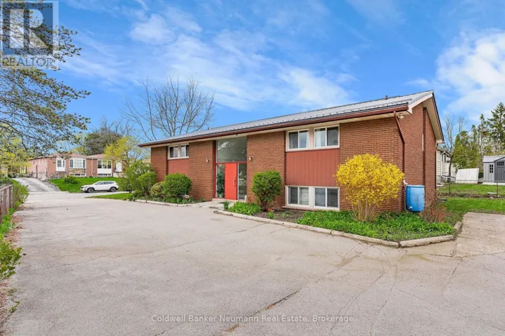 111 CONROY CRESCENT, Guelph (Dovercliffe Park/Old University), Ontario N1G2V5