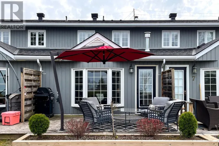 6 - 139 LAKESHORE ROAD E, Blue Mountains, Ontario L9Y0N1