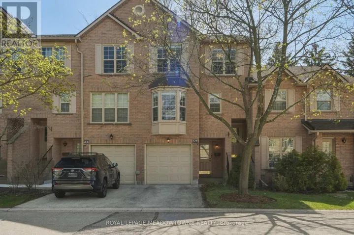 37 - 2272 MOWAT AVENUE, Oakville (RO River Oaks), Ontario L6H5L8