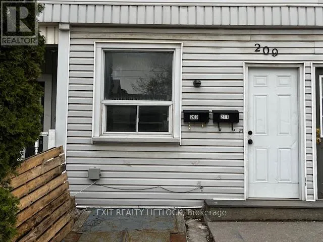 209 STEWART STREET, Peterborough (Town Ward 3), Ontario K9J3M6