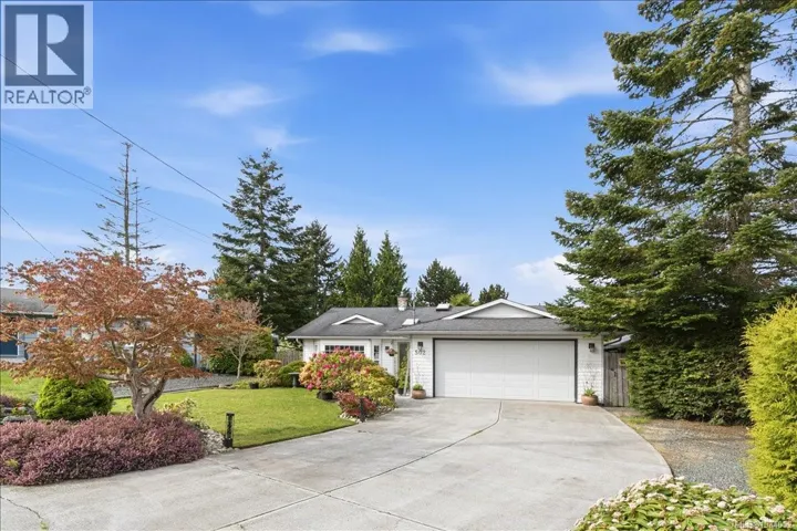 502 Rowan Dr, Qualicum Beach, British Columbia V9K1K1