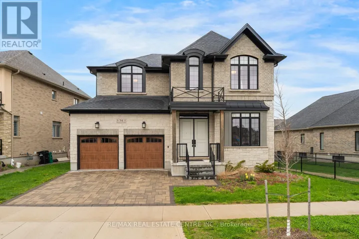 94 PONDCLIFFE DRIVE, Kitchener, Ontario N2R0M3