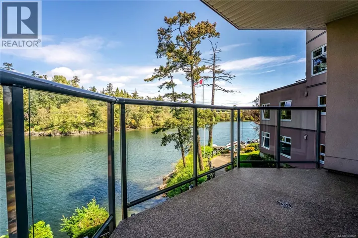 106 1083 Tillicum Rd, Esquimalt, British Columbia V9V7L7