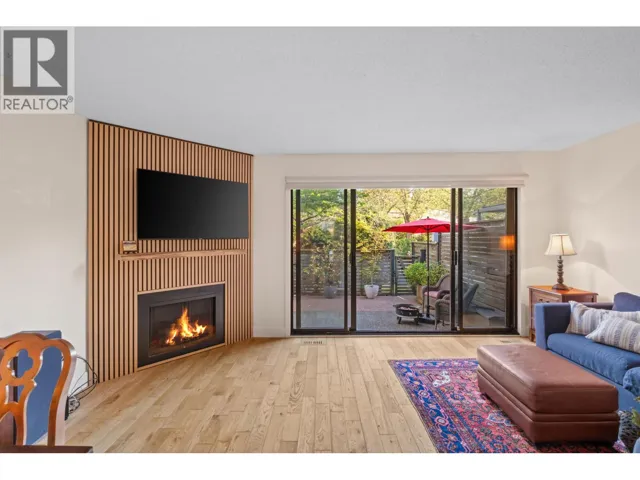 81 1930 CEDAR VILLAGE CRESCENT, North Vancouver, British Columbia V7J3M5
