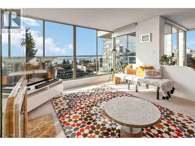 802 1455 DUCHESS AVENUE, West Vancouver, British Columbia V7T1H7
