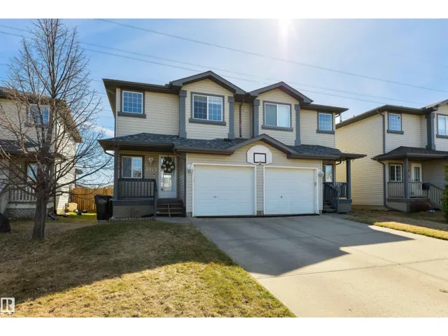 2923 30 ST NW, Edmonton, Alberta T6T1V2
