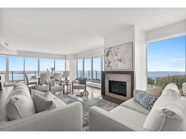 1701 1500 MARTIN STREET, White Rock, British Columbia V3Z2L5