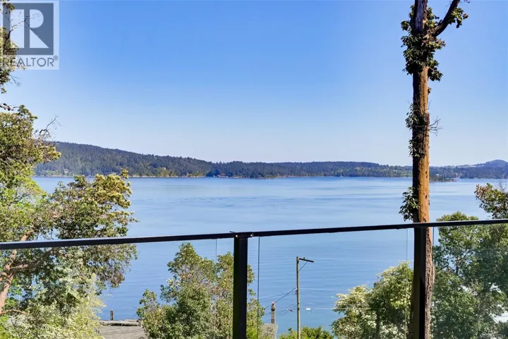 1717 Arbutus Terr, Mill Bay, British Columbia V8H1B7