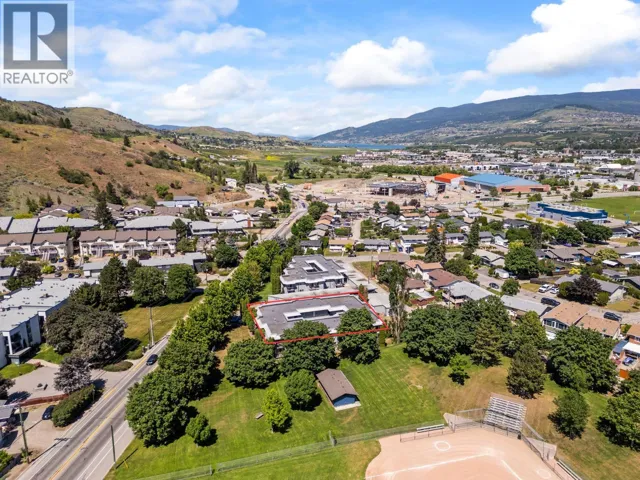 4101 Alexis Park Drive Unit# 103, Vernon, British Columbia V1T6H2